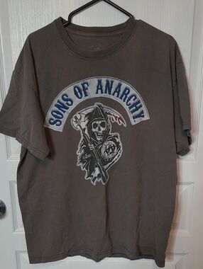 Sons of Anarchy Gray Graphic Short Sleeve Tee